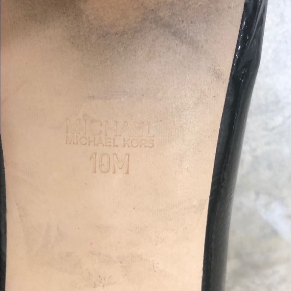 COPY - Micheal Kors peep toe with buckles flats 🥿 - Picture 3 of 4